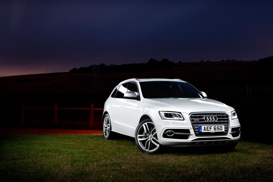  Audi SQ5 TDI (8R) 2013 года  (UK) (фото 12 из 12)